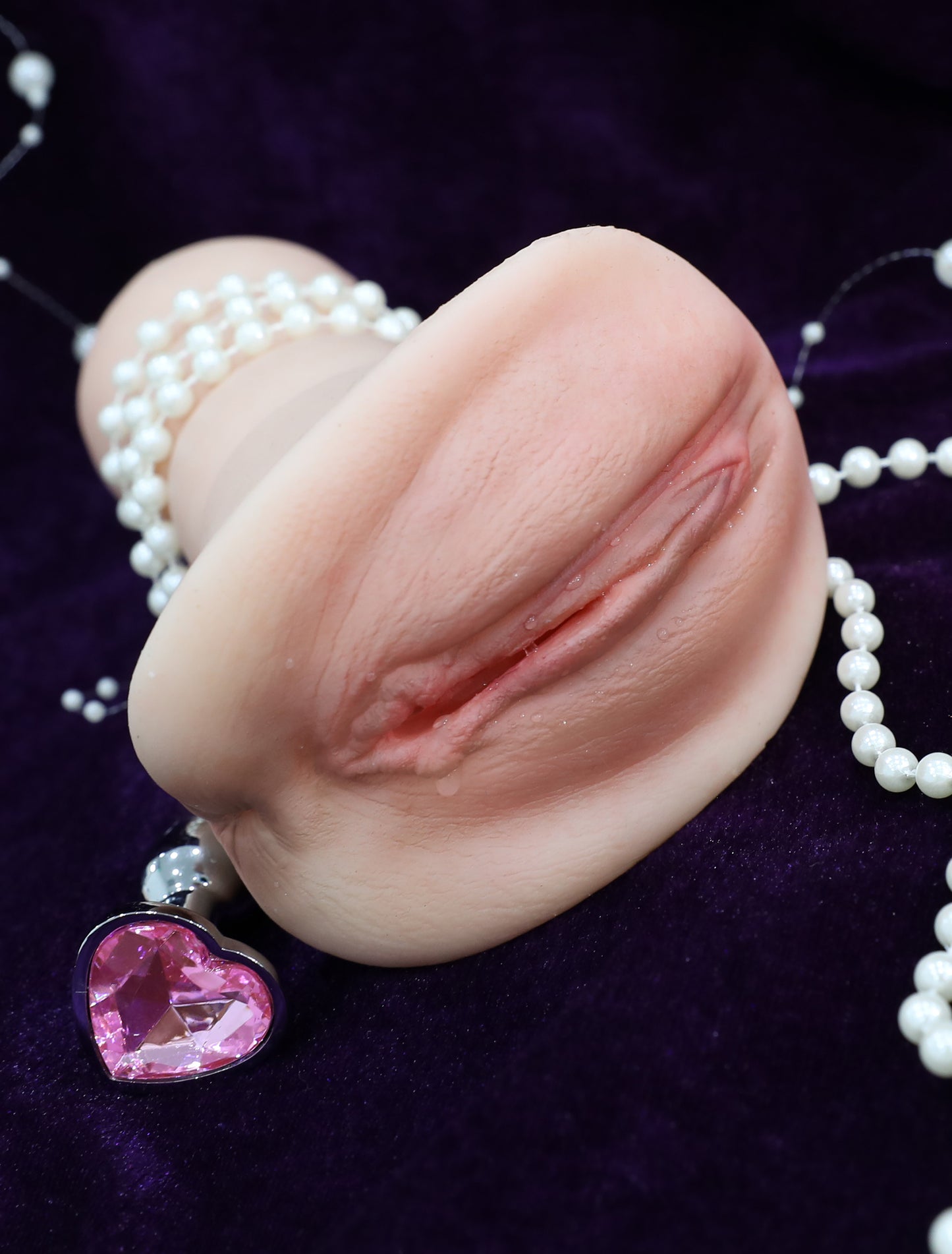 FEEL LEDANAJA – Official 1:1 Silicone Replica